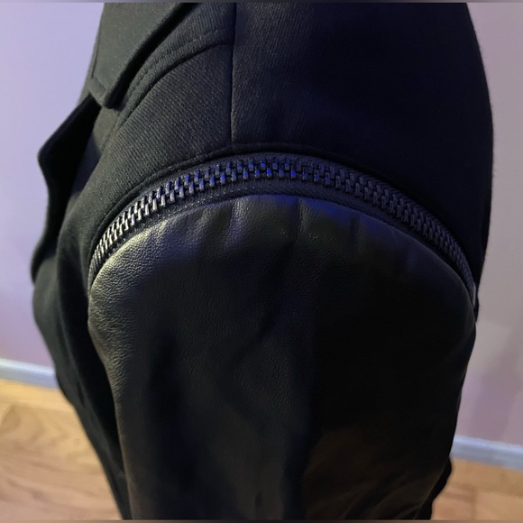 Black Le Chateau blazer with pleather sleeves size M - Picture 4 of 7